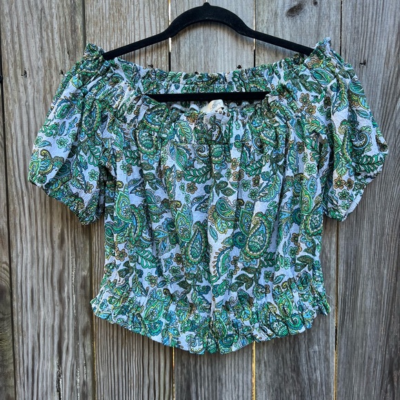 LOFT Floral Green White Crinkle Off Shoulder Paisley Cropped Top Wom Large NWT - Picture 4 of 11